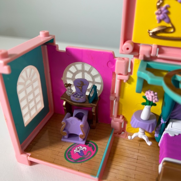 Vintage 90s Bluebird Polly Pocket Dream Builder Deluxe Mansion Bedroom (93F) - Picture 2 of 12